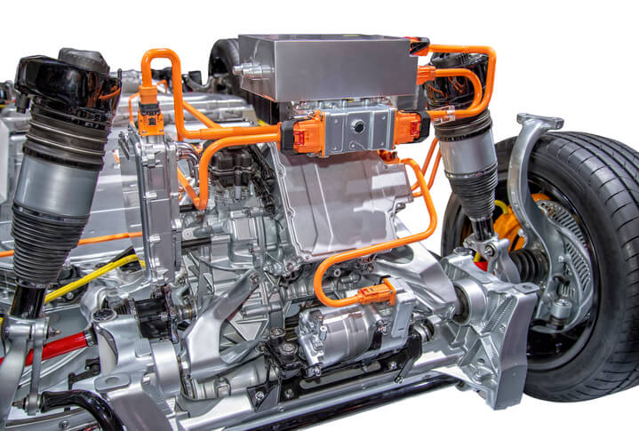 Considering Auto Mechanic Training? Admire the Lamborghini 634 Hybrid Twin-Turbo V8 Engine